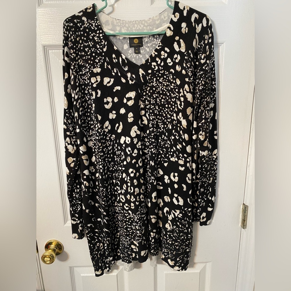 Women’s sweater size XL by JM Collection